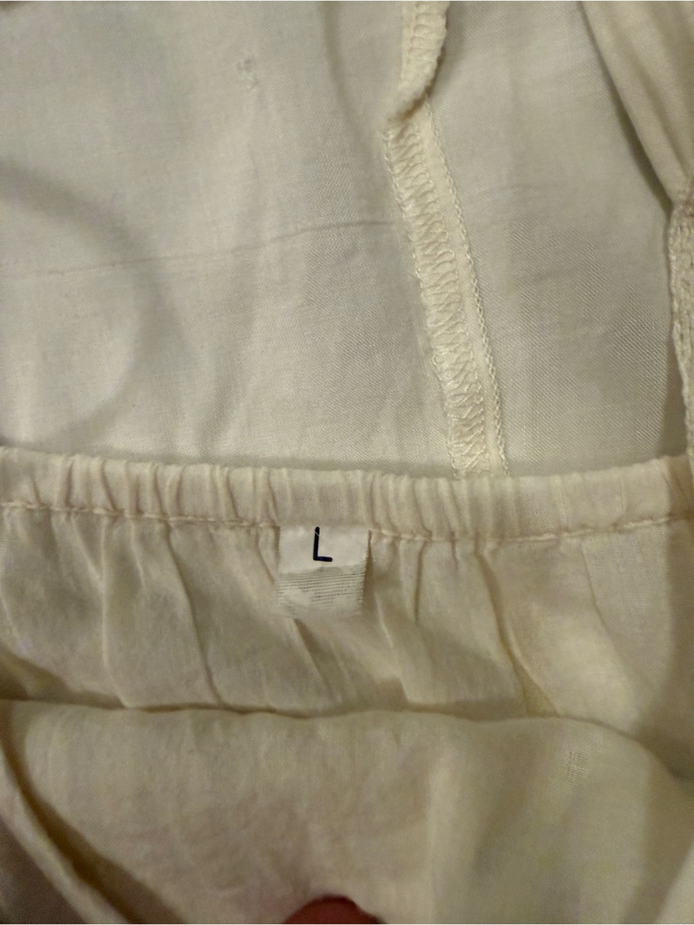 Casual Off-White Maxi Sundress with Lace Detail - Picture 5 of 7